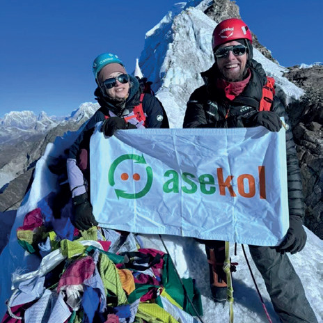 Asekol EVEREST Expedition