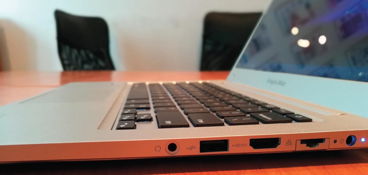 Laptop Explore Pro 1410 7