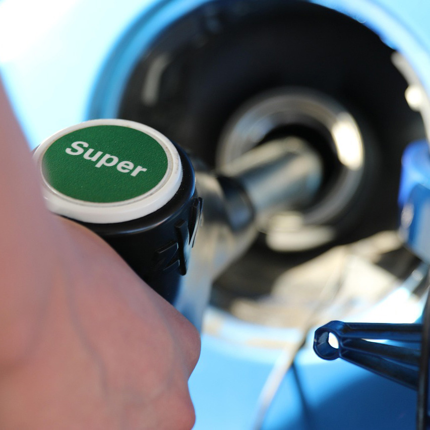 Warter Fuels poszerza ofertę o benzynę 98+