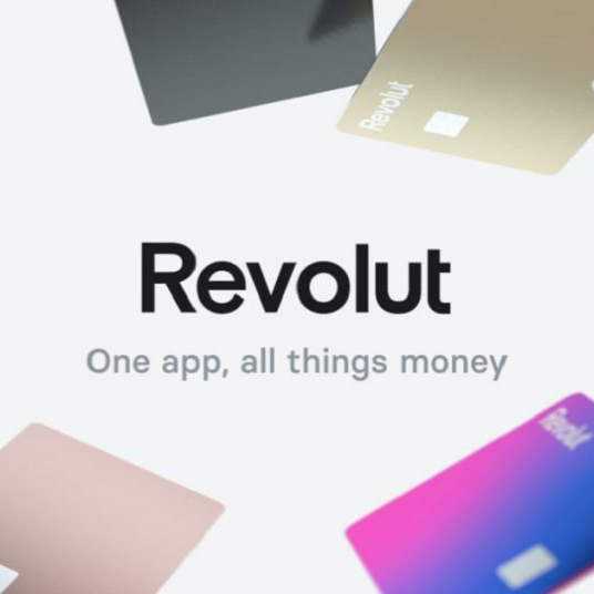 Revolut i Klarna z nowymi funkcjami – fintechy poszerzają ofertę o AI i inwestycje