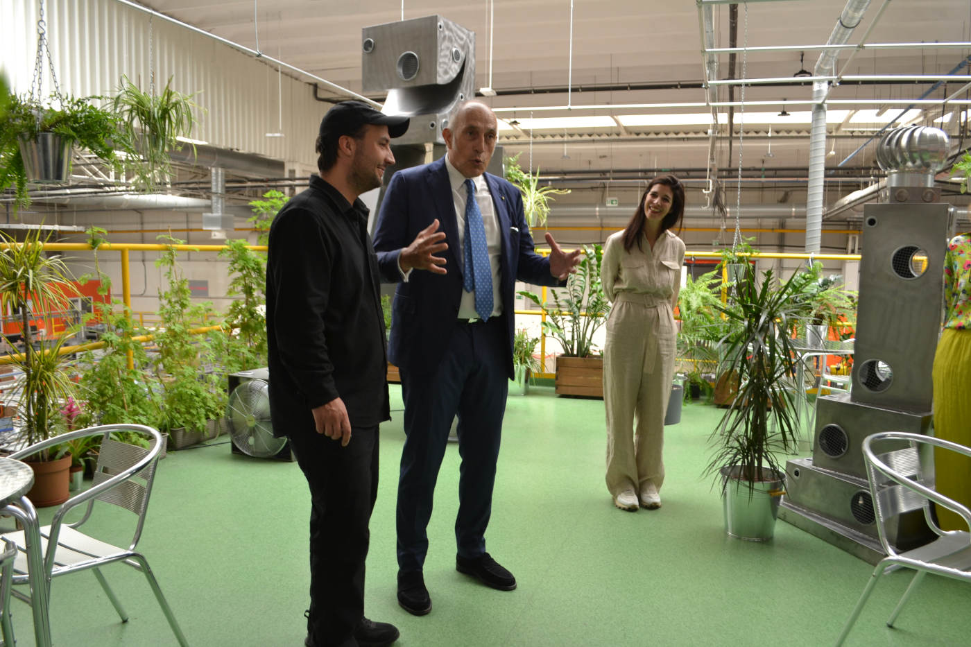 Artystyczna-instalacja-Inhalatorium-na-20-lecie-Elica-Group-Polska-7