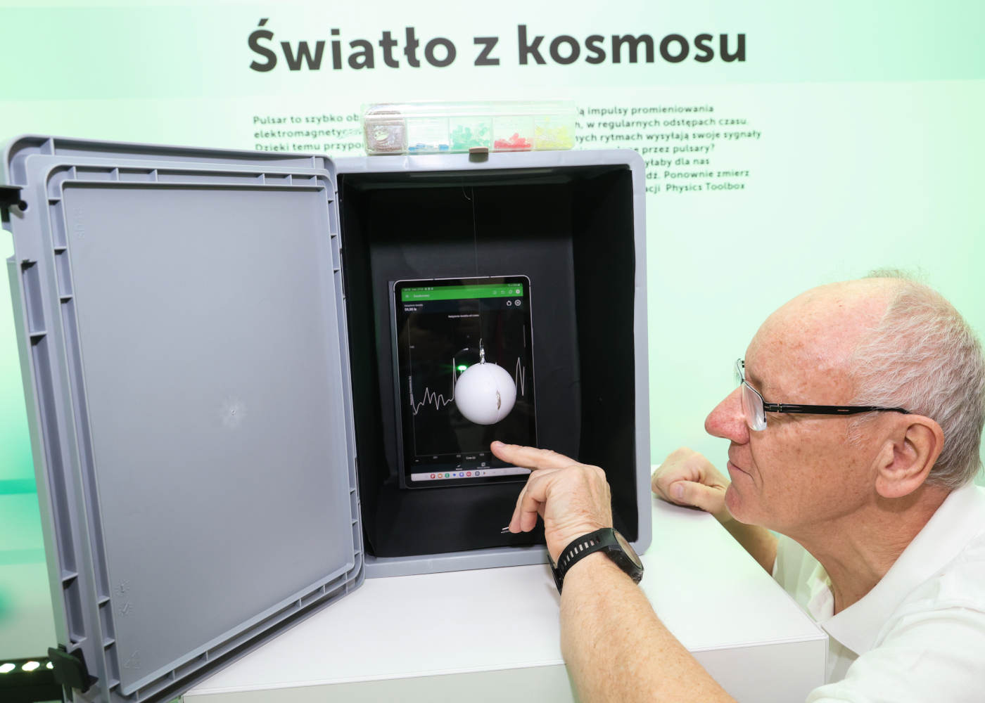 Samsung-i-Centrum-Nauki-Kopernik-prezentuja-Orbium-innowacyjny-zestaw-edukacyjny-dla-szkol-7
