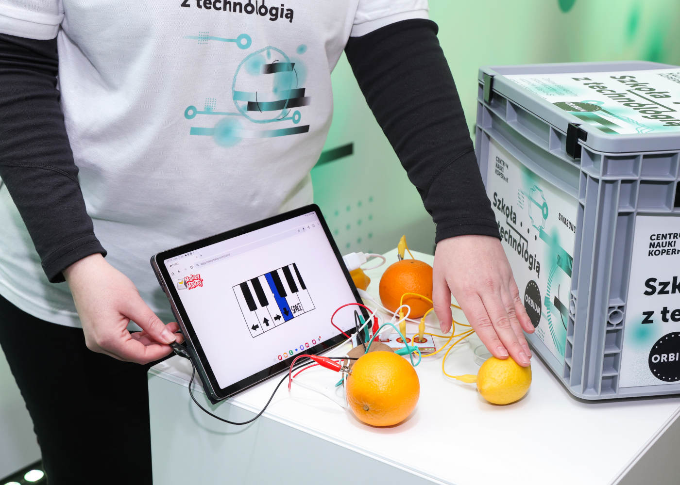 Samsung-i-Centrum-Nauki-Kopernik-prezentuja-Orbium-innowacyjny-zestaw-edukacyjny-dla-szkol-8