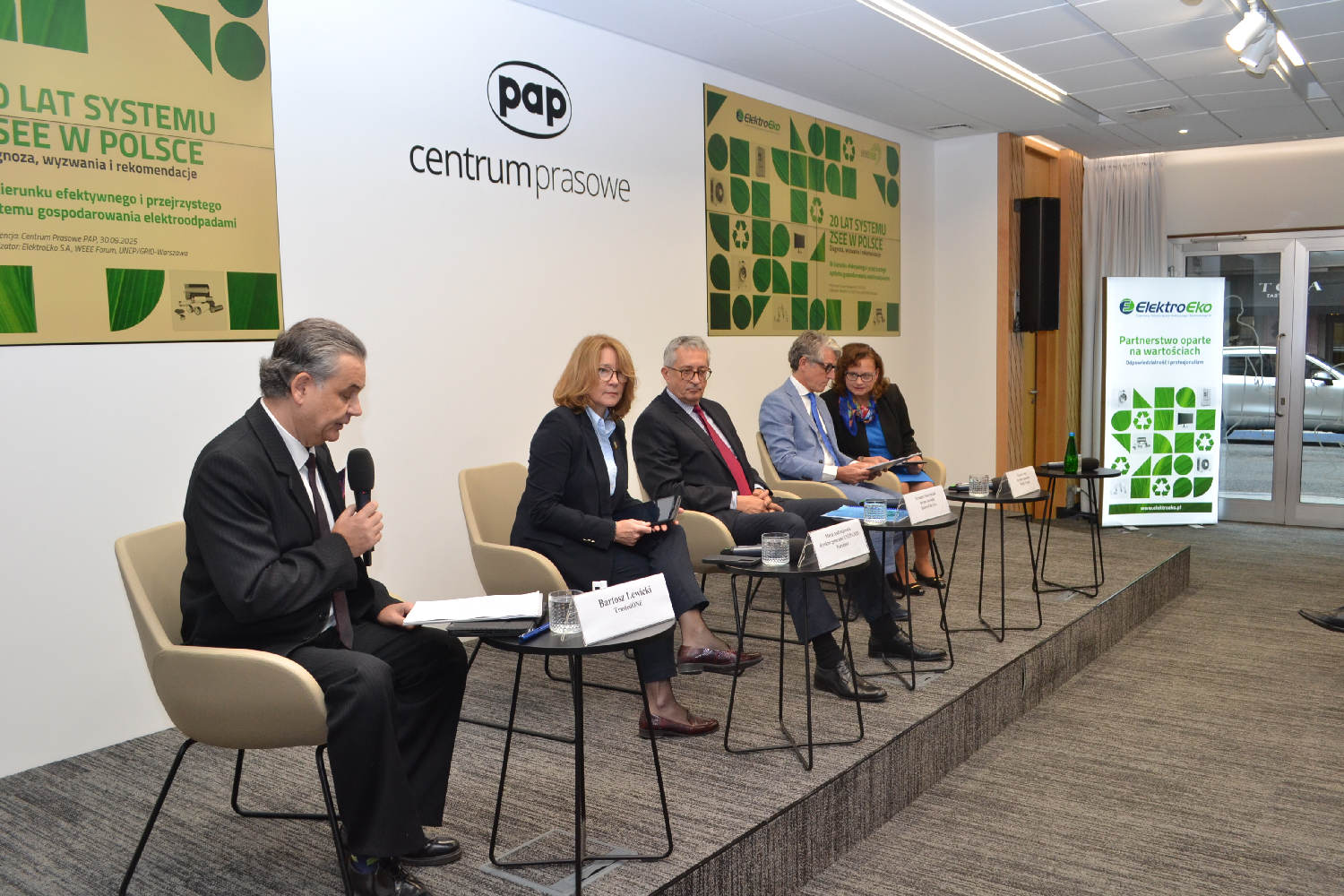 Konferencja-prasowa-20-lat-systemu-ZSEE-w-Polsce-2
