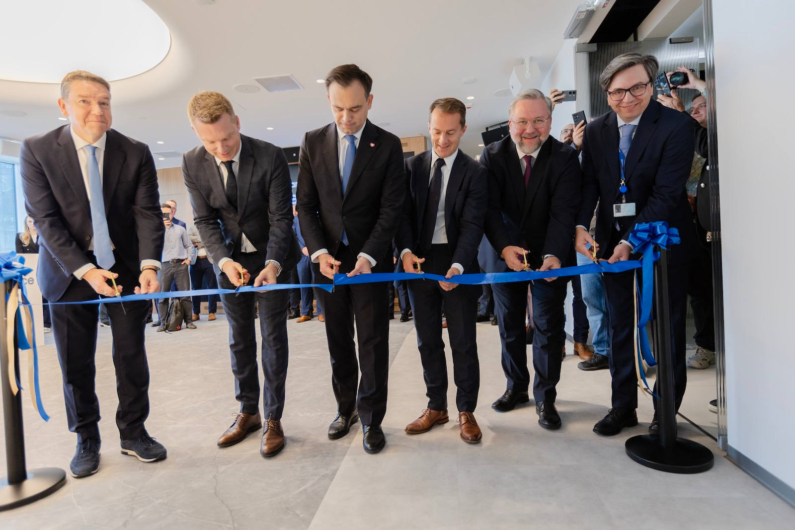 Otworzył w Warszawie największe Business Experience Centre w Europie