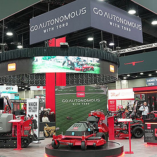 Toro prezentuje zintegrowany park maszynowy na Equip Expo 2025