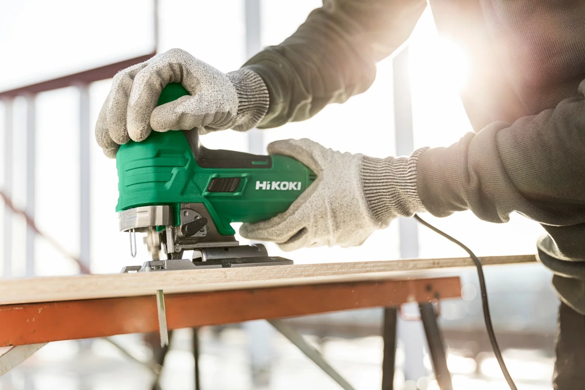 Drobne prace w drewnie? Potrzebna Ci wyrzynarka!