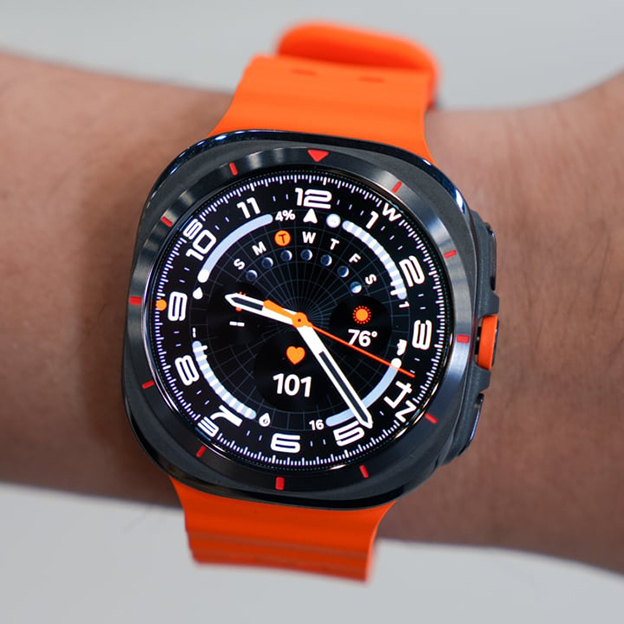Galaxy Watch Ultra 2 może być dostępny w trzech wersjach. Samsung szykuje zmianę strategii