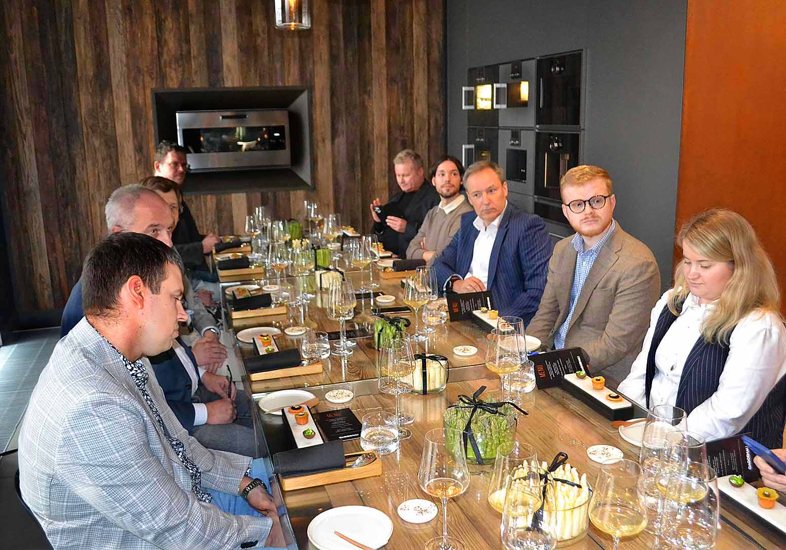 Odporność, inwestycje i AI jako fundament strategii w niestabilnym rynku AGD-8