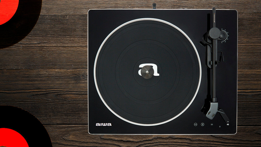 Gramofon z przedwzmacniaczem Aiwa APX-680BT